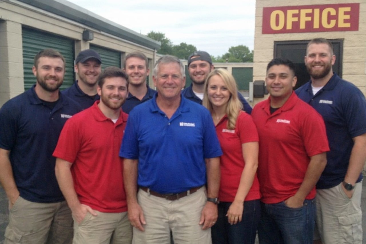 Water damage restoration professionals in East Lansing, MI